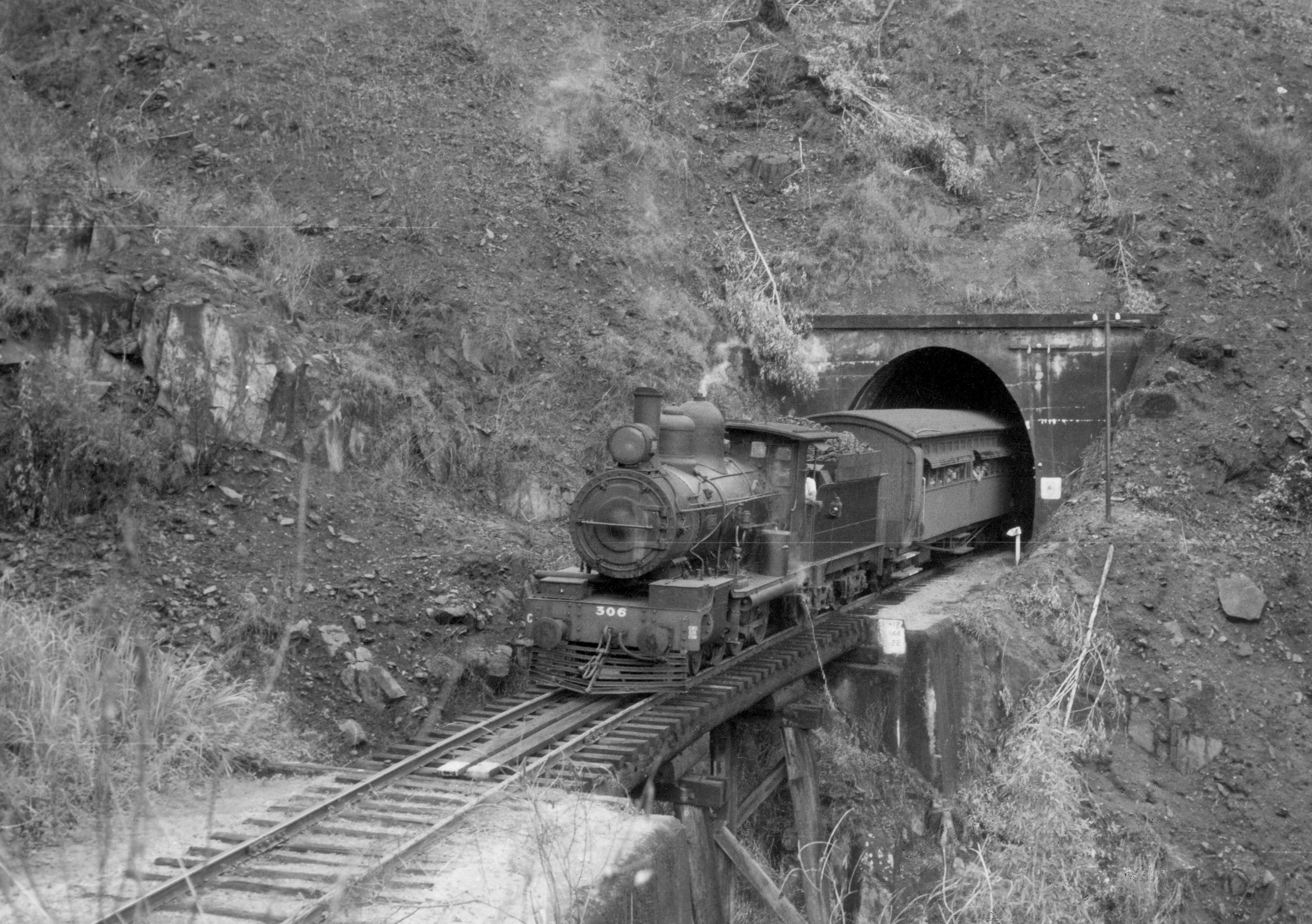 Cairns Range Tunnel
